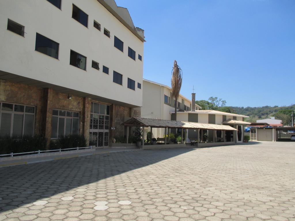 圣地亚哥酒店 Lindóia 外观 照片